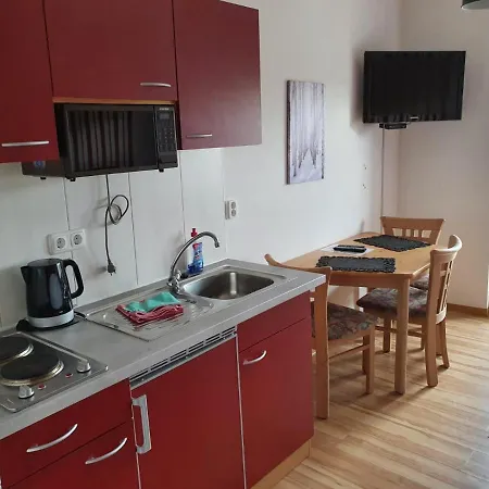 Am Schlossberg 8 Kilometer Bis Winterberg شقة *